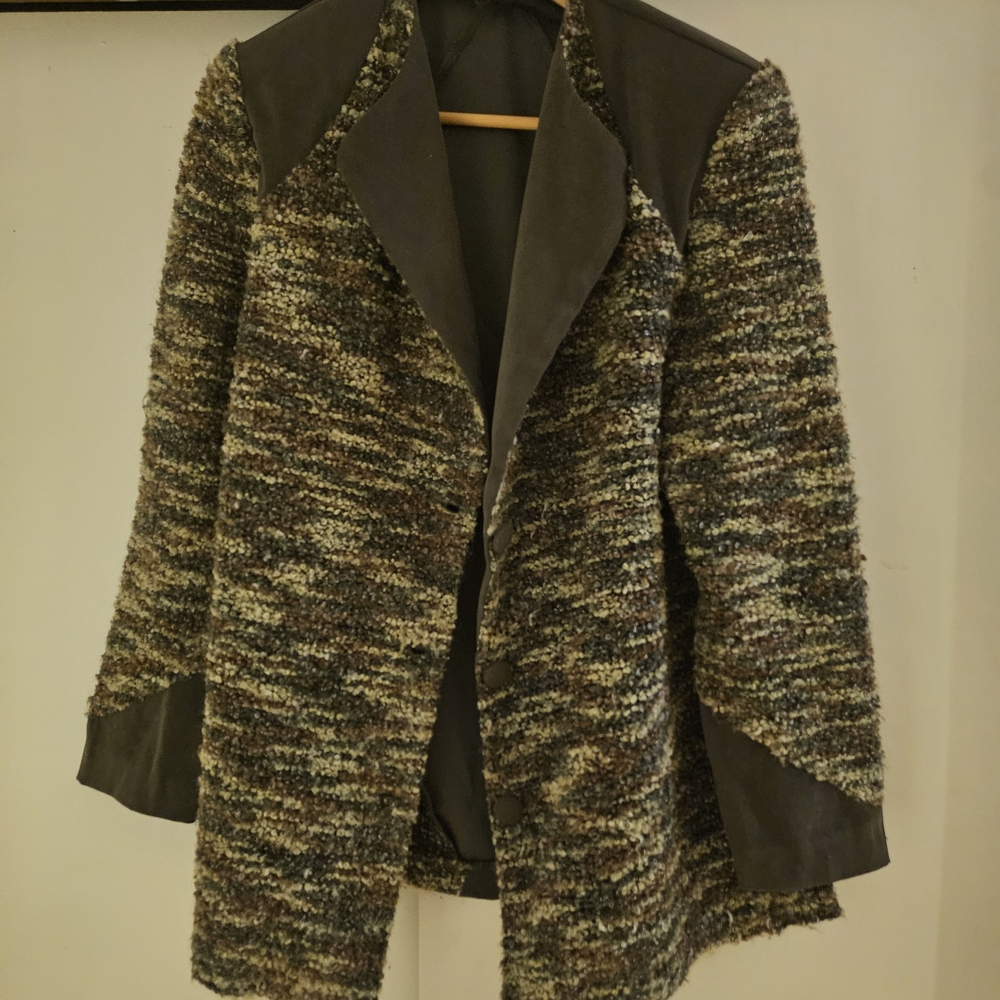 Tion Design Gray and Brown Textured Teddy Jacket